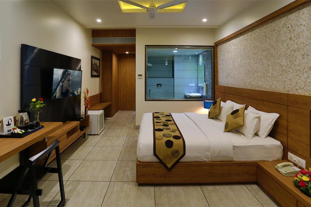 โรงแรมแกรนด์ ไกลัช ออรังกาบัด ห้อง รูปภาพ